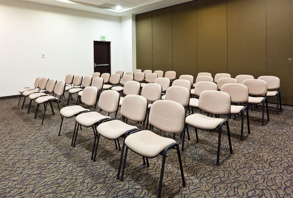 Holiday Inn Express Guadalajara Iteso By Ihg Zapopan Konforlar fotoğraf