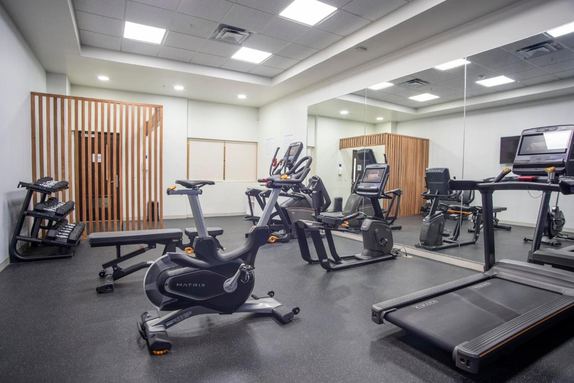 Holiday Inn Express Guadalajara Iteso By Ihg Zapopan Dış mekan fotoğraf