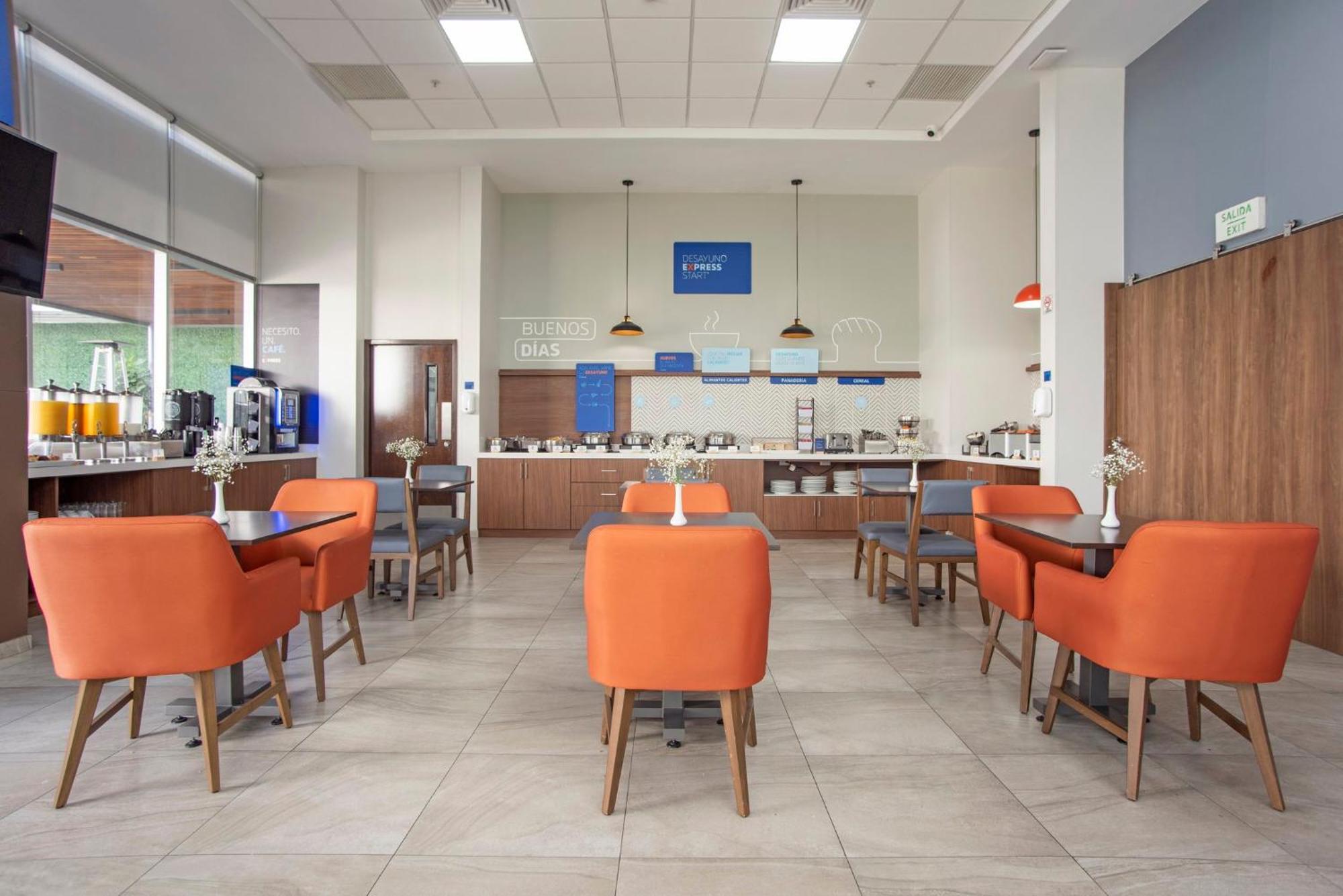 Holiday Inn Express Guadalajara Iteso By Ihg Zapopan Dış mekan fotoğraf