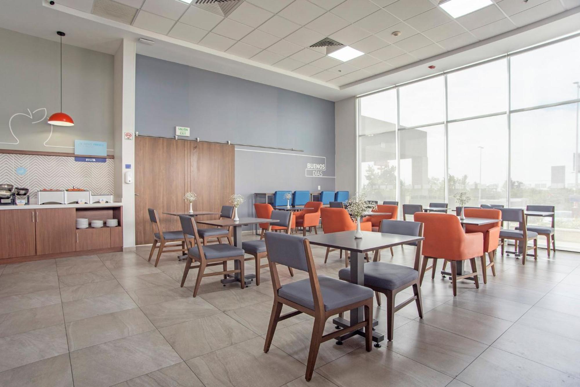 Holiday Inn Express Guadalajara Iteso By Ihg Zapopan Dış mekan fotoğraf