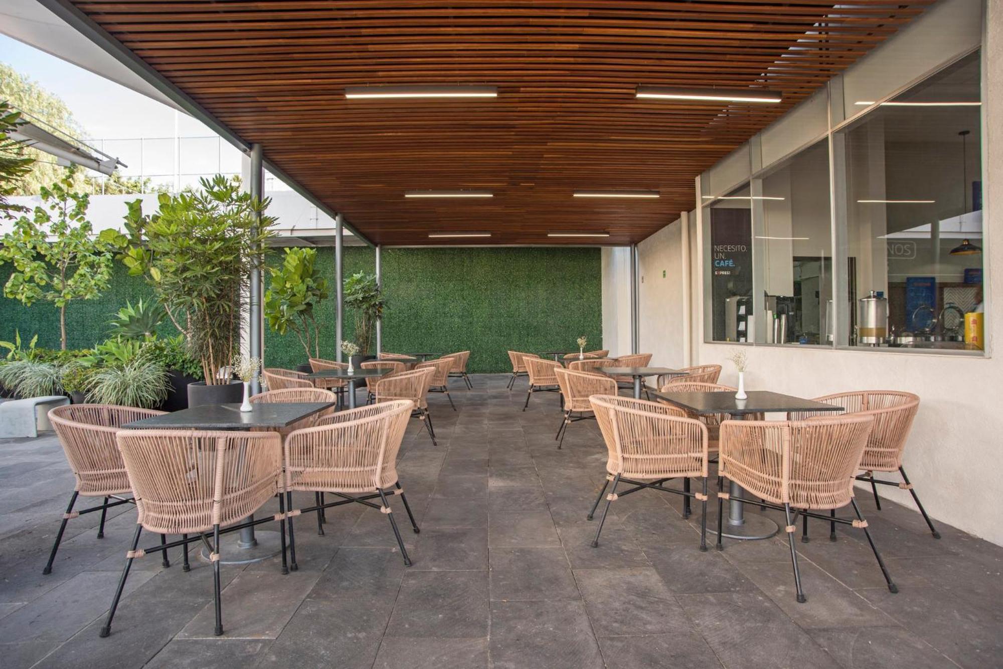 Holiday Inn Express Guadalajara Iteso By Ihg Zapopan Dış mekan fotoğraf