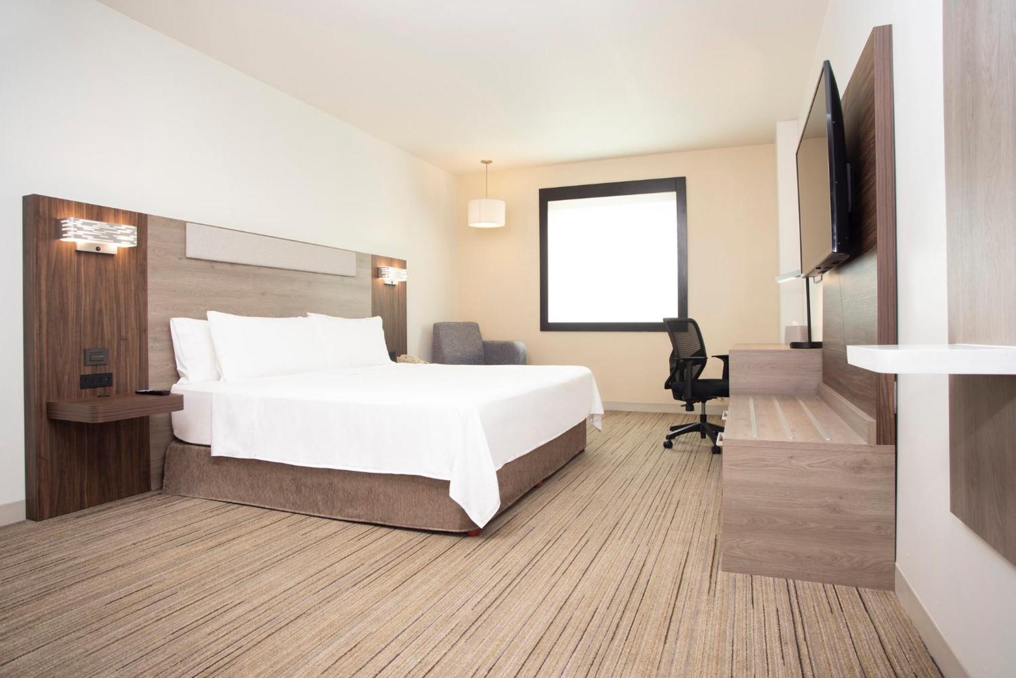 Holiday Inn Express Guadalajara Iteso By Ihg Zapopan Dış mekan fotoğraf