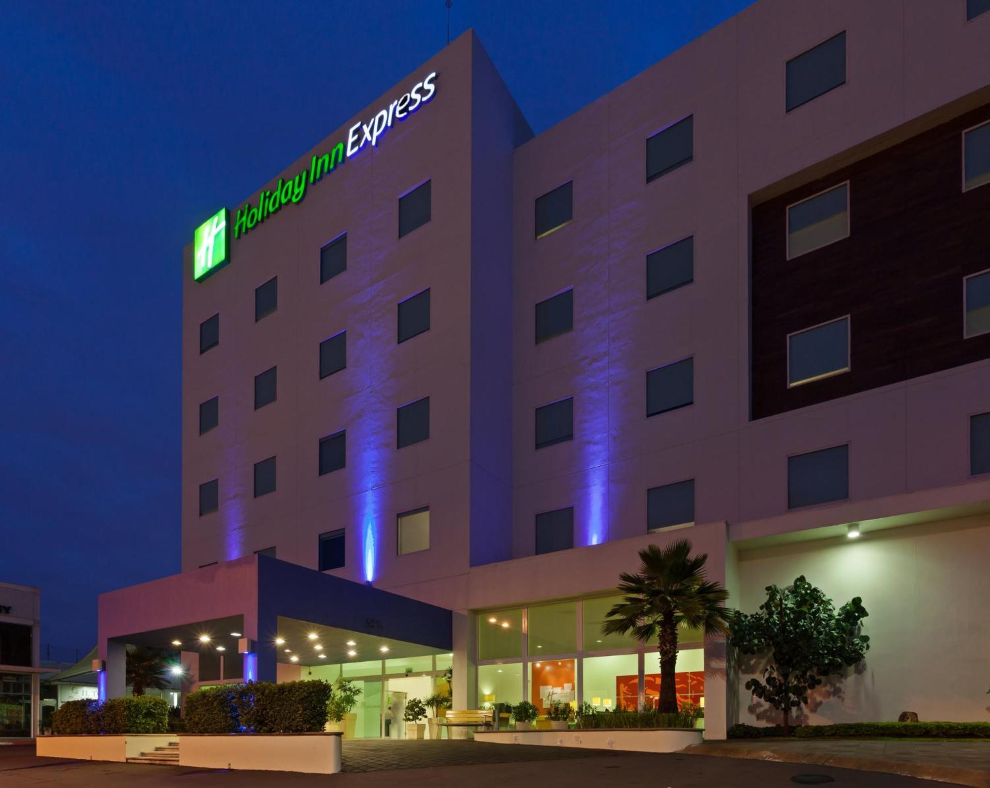 Holiday Inn Express Guadalajara Iteso By Ihg Zapopan Dış mekan fotoğraf